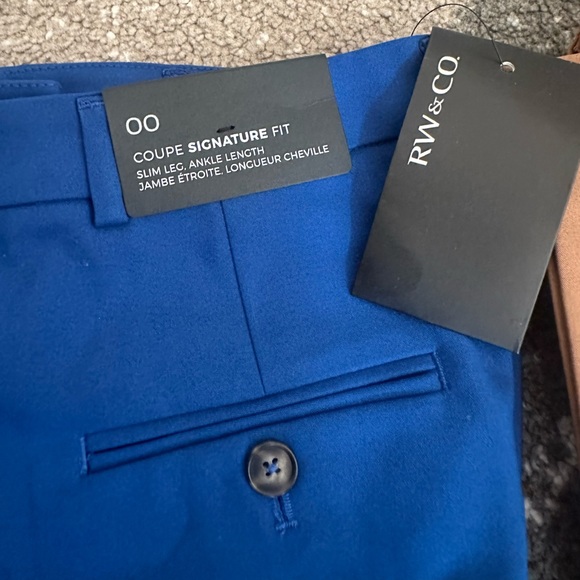 Lot 3 brand new dress pants - bulk clothing for keeping or reselling - Picture 10 of 11